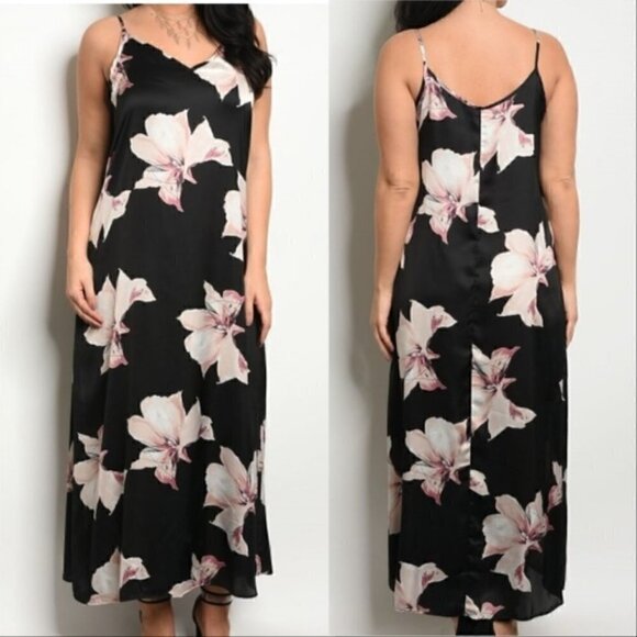 DRESS PLUS SIZE FLORAL SLIP DRESS - Picture 1 of 3